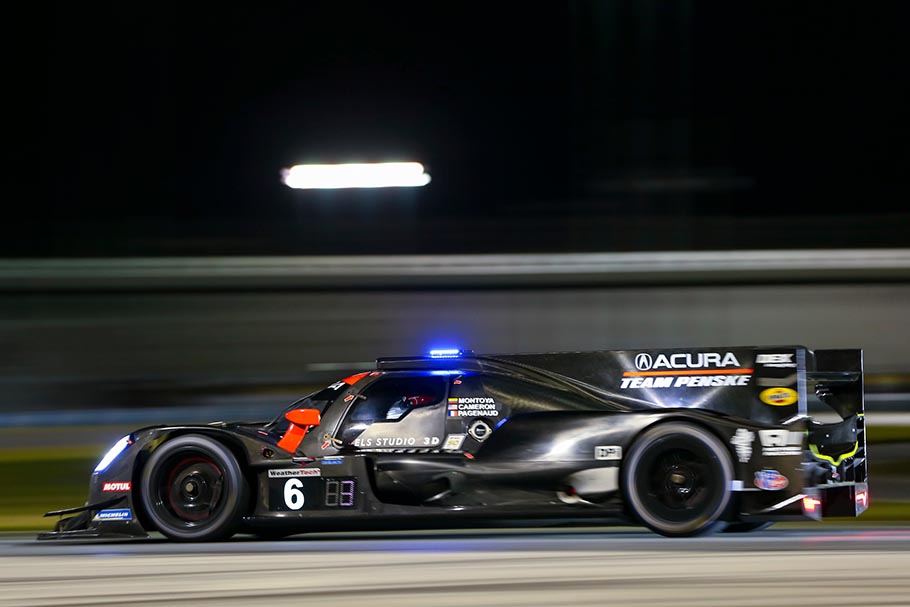 Sports motorisés Acura, Course automobile avec les équipes Team Penske et  Meyer Shank Racing